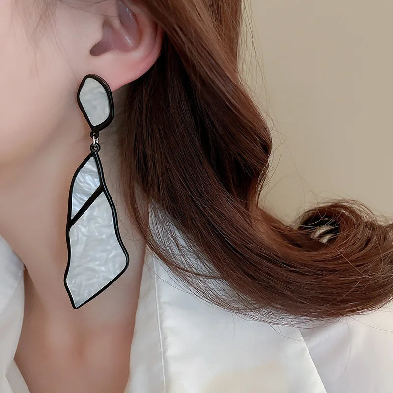 Geometric Irregular Acrylic Drop Earrings For Women Vintage Hyperbole Large Earrings Ms Travel Jewelry Accessories
