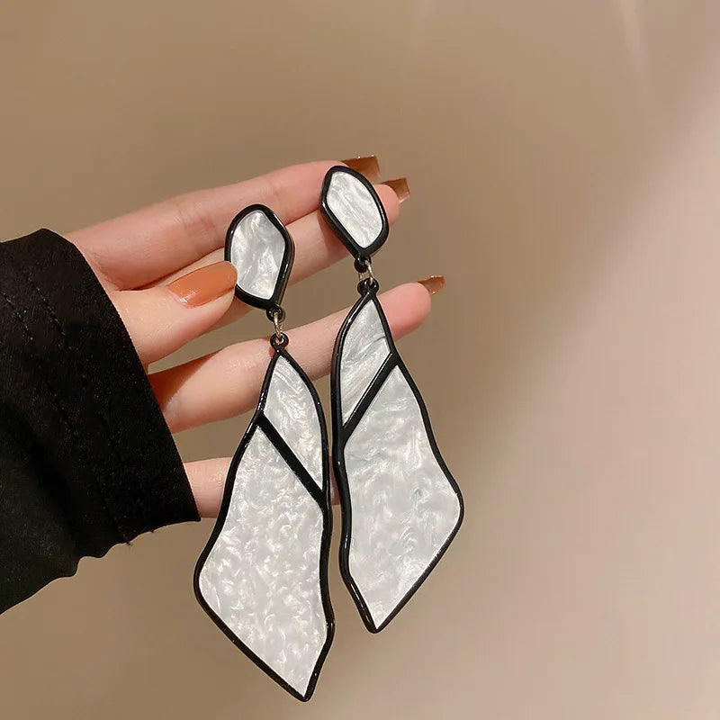 Geometric Irregular Acrylic Drop Earrings For Women Vintage Hyperbole Large Earrings Ms Travel Jewelry Accessories
